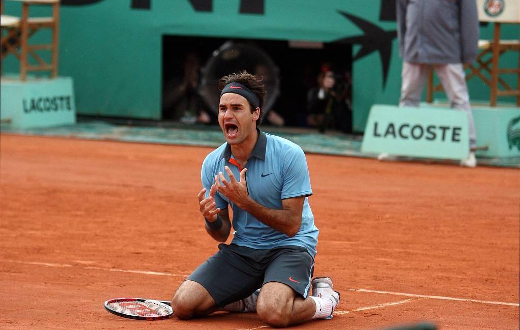 爱游戏体育费德勒在MAD比赛中高光表现，挺进下一轮引发热议！的简单介绍