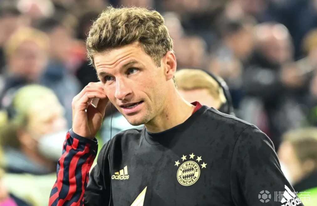 爱游戏关于加时末段曼联备战德国杯；完成体检细节曝光；管理层满意；年轻球员得到机会的信息